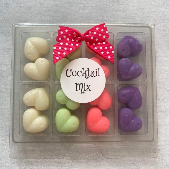 Kittyscentsandsoaps Accessories - 16 piece cocktail mix wax melt gift set